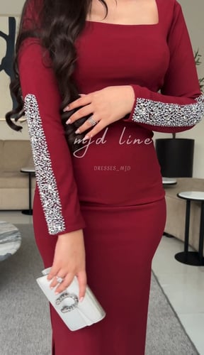 فستان تغريد / الاكمام تطريز شك يدوي