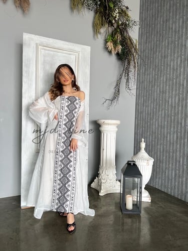 جلابية غادة ، قطعتين ابيض تطريز اسود