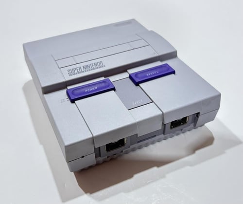 جهاز سوبر نينتندو كلاسيك ميني مهكر اكثر من 330 لعب...