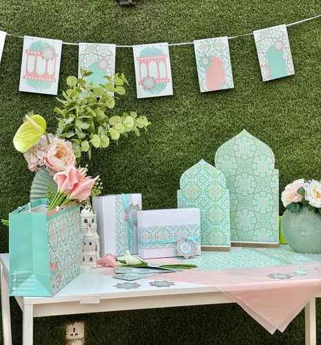 مجموعة الفردوس الورقية 6. اشخاص