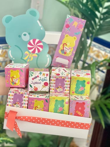 صندوق توزيعات 12 فارغة gummy bear