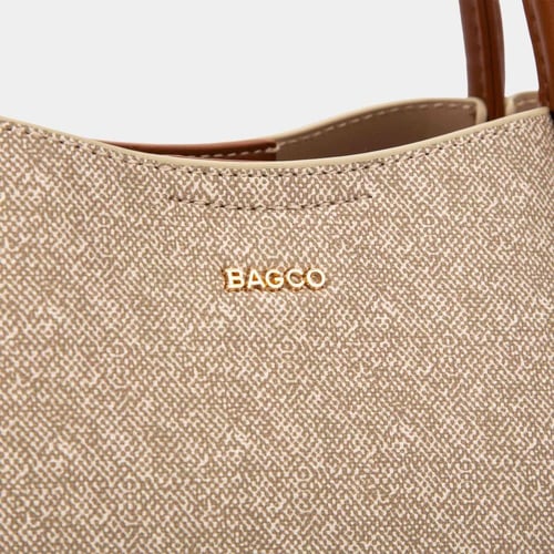 شنطة يد نسائية جلد وقماش بيج وبني– تصميم عصري انيق