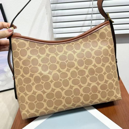 شنطة يد نسائية جلد منقوش ماركة covchie - لون بني