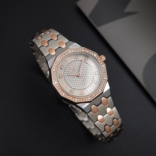 ساعة نسائية ديفوشي استيل بلون فضي و روز قولد