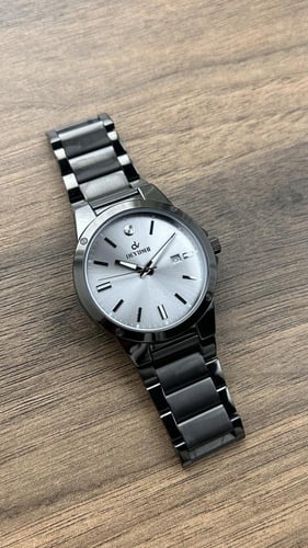 ساعة رجاليه ديفوشي ملفته بلون الرمادي