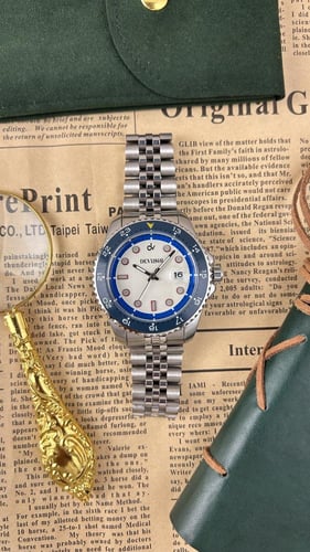 ساعة ديفوشي رجالية فضية كاجوال بستايل رياضي وسوار...