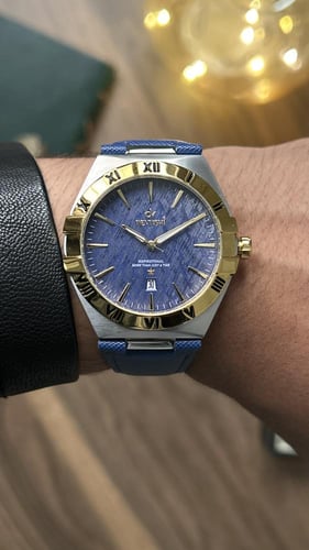 ساعة رجاليه جلد ديفوشي ملفته بلون كحلي