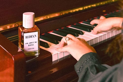 باقة عطور نيلوفر 3 عطور - بروائح فريدة للجنسين