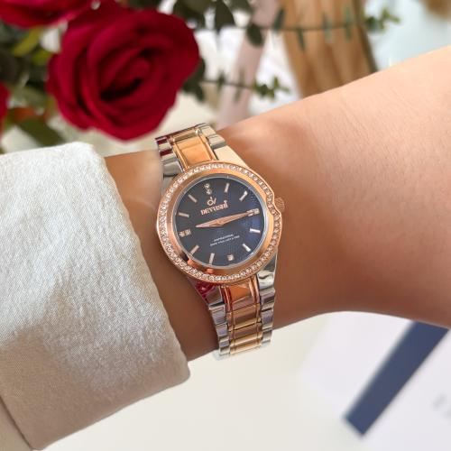 ساعة ديفوشي نسائية استيل روز قولد وفضي