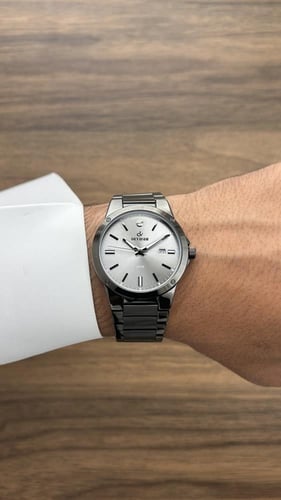 ساعة رجاليه ديفوشي ملفته بلون الرمادي