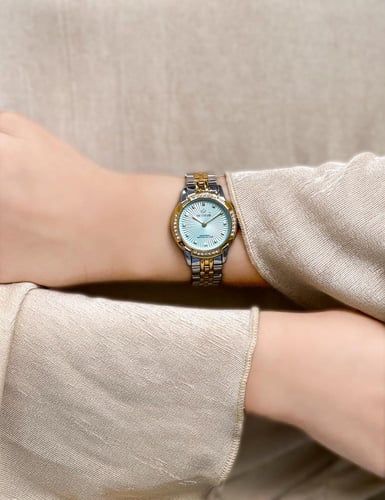 ساعة نسائية ديفوشي استيل بلون فضي و ذهبي