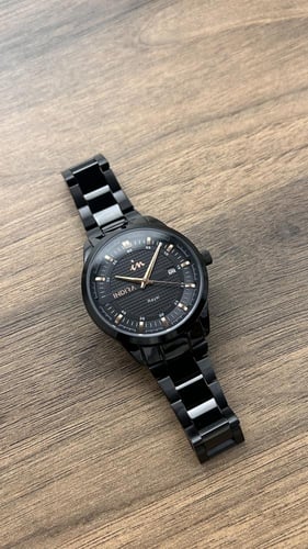 ساعة رجالية انديرا استيل بلون اسود