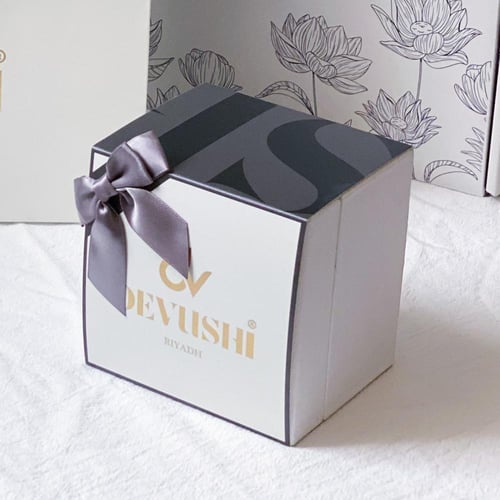 ساعة نسائية انديرا استيل بلون فضي و ذهبي