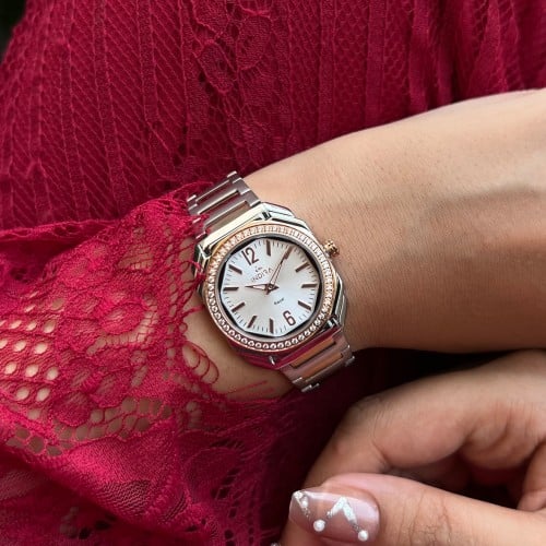 ساعة نسائية انديرا استيل بلون فضي و روز قولد