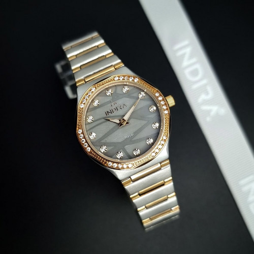 ساعة نسائية انديرا استيل بلون فضي و ذهبي