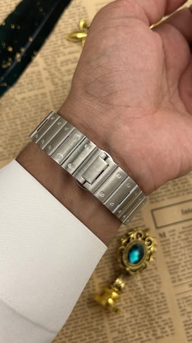 ساعة ديفوشي رجالية فضي ميناء اسود بتصميم مربع فخم