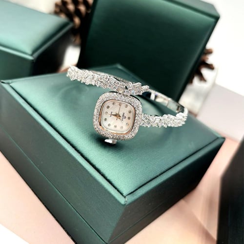 ساعة نسائية فاخرة مرصعة بفصوص الزركون - مثالية للم...