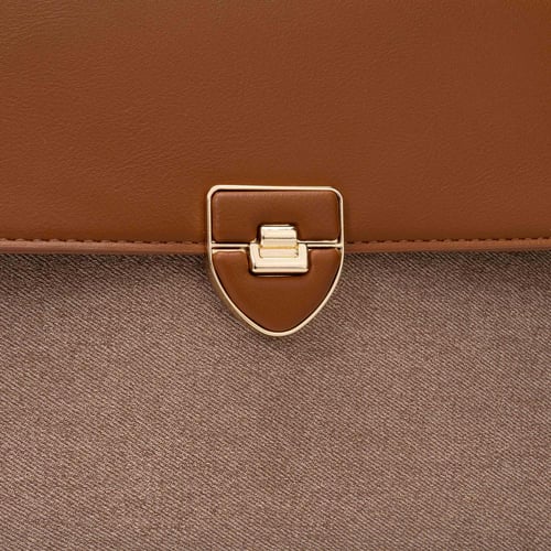 شنطة يد نسائية جلد بني من BAGCO – تصميم متفرد