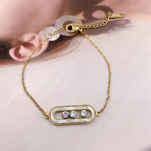 إسوارة ذهبية بفصوص زركون – أناقة ناعمة