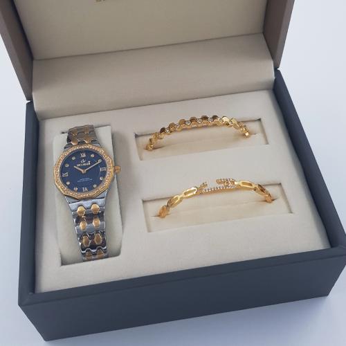 طقم ساعة واسوارتين نسائية ديفوشي استيل بلون فضي و...