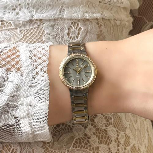 ساعة نسائية انديرا استيل بلون فضي وذهبي