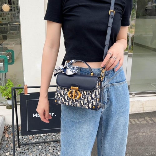 شنطة نسائية كروس بودي قماش وجلد - لون كحلي