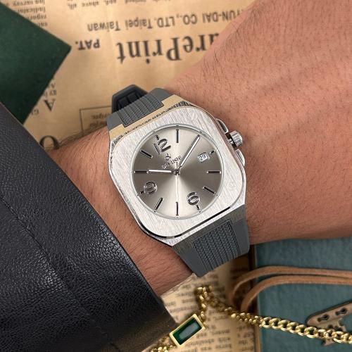 ساعة ديفوشي رجالية رمادي بإطار استيل وحزام مطاط نا...