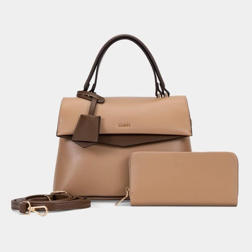 طقم هدايا نيلوفر – فخامة تُهدي ولا تُقاوم