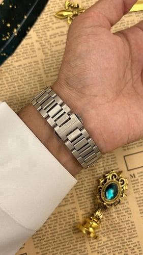 ساعة رجالية فاخرة بتصميم كلاسيكي – فضي كحلي