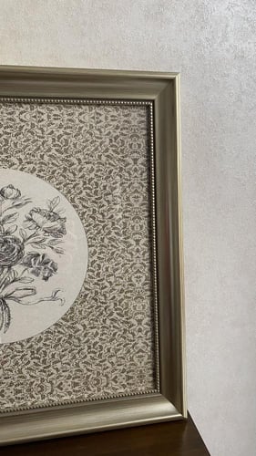 مجموعه من لوحتين مضاف لها طبقه اكرليك مقاس الوحه ا...