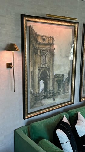 مقاس اللوحه ارتفاع 120وعرض90 السعر شامل لوحتين اكر...