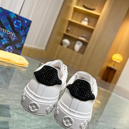 لويس فويتون سنيكر - Louis Vuitton Sneakers