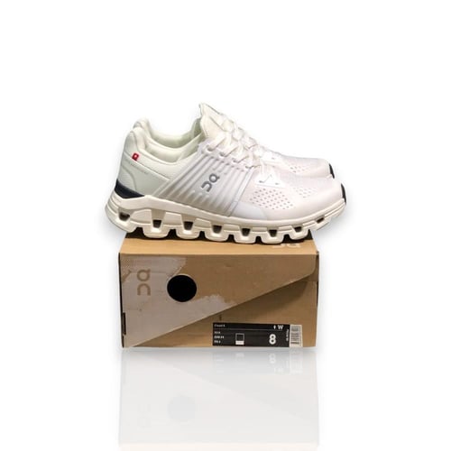 ON Running Cloudswift Sneaker