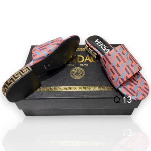 حذاء فيرزاتشي سليبر نسائي - Versace Shoes Slippers...