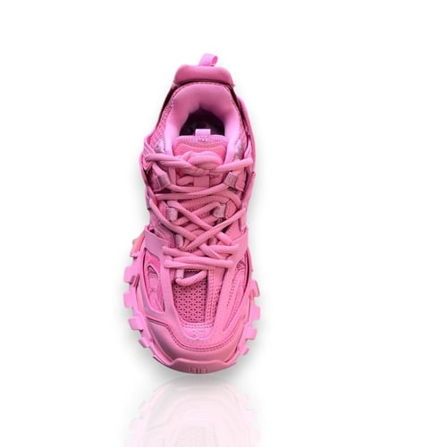 Balenciaga -بالينسياغا