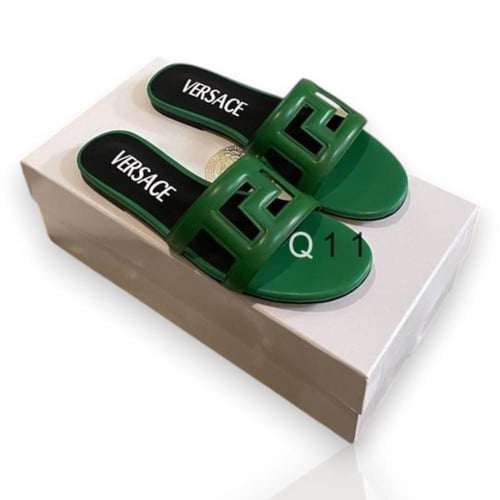 حذاء فيرزاتشي سليبر نسائي - Versace Shoes Slippers...