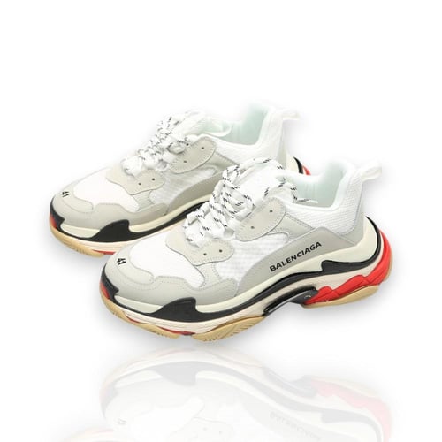 Balenciaga -بالينسياغا