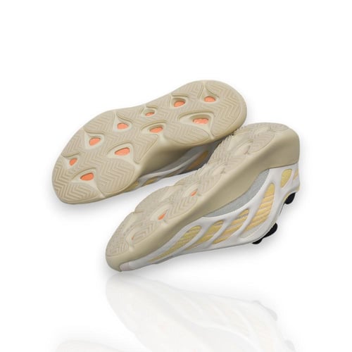 Adidas - Yeezy Boost 700 - أديداس