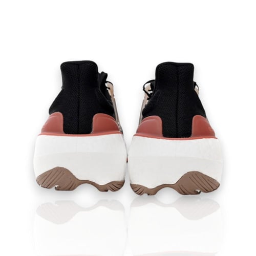 الترابوست Adidas Ultraboost 23