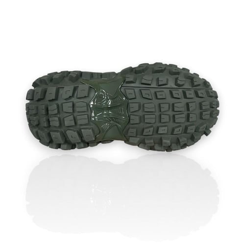 Balenciaga -بالينسياغا