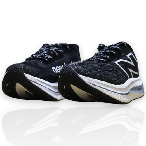 New Balance -FuelCell SuperComp Trainer V2- نيوبال...