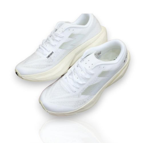 New Balance -FuelCell Rebel v4- نيوبالانس