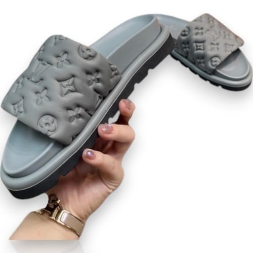 لويس فويتون سليبر - Louis Vuitton Slippers Sandals