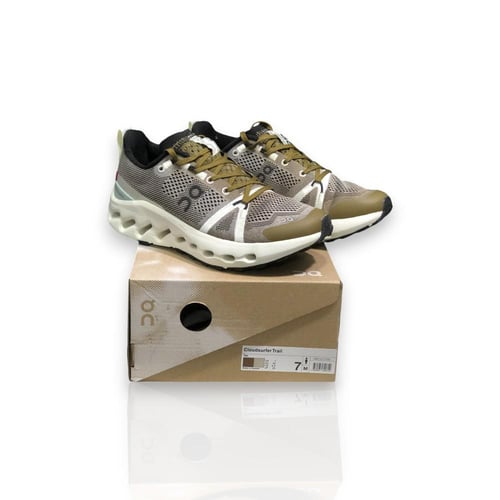 On Running Cloudsurfer Trauk Waterproof