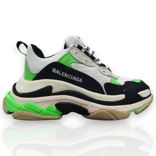 Balenciaga -بالينسياغا