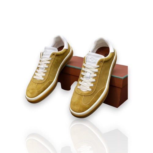 لورو بيانا - Loro Piana