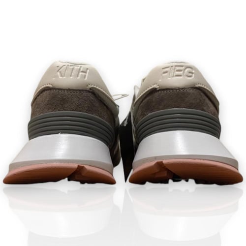 New Balance - 1300- نيو بالانس