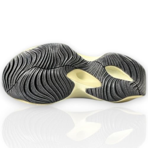 New Balance - 8002- نيوبالانس