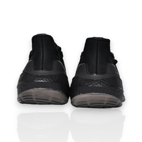 الترابوست Adidas Ultraboost 22