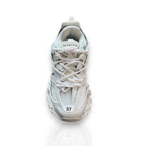 Balenciaga -بالينسياغا